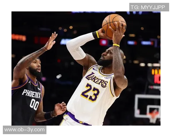 詹姆斯谈三分命中率低迷表示不在乎数据坚信下一个投篮必进